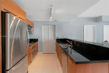 253 NE 2nd St # 2201, Miami FL 33132 Miami, FL real estate