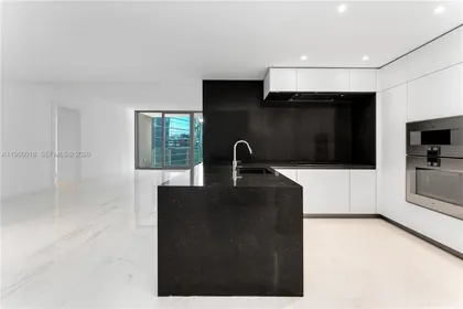 300 BISCAYNE BLVD WAY # 2009, Miami FL 33131 Miami, FL real estate