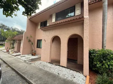 23 N Valencia Dr # 32, Davie FL 33324 Davie, FL real estate