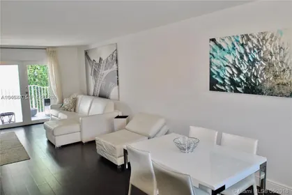 61 Collins Ave # 402, Miami Beach FL 33139 Miami Beach, FL real estate
