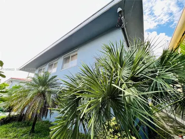 2033 Calais Dr # 8, Miami Beach FL 33141 Miami Beach, FL real estate