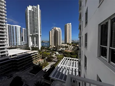 701 Brickell Key Blvd # 1208, Miami FL 33131 Miami, FL real estate