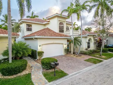 920 Captiva Dr, Hollywood FL 33019 Hollywood, FL real estate
