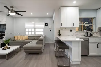 15863 SW 71st St, Miami FL 33193 Miami, FL real estate