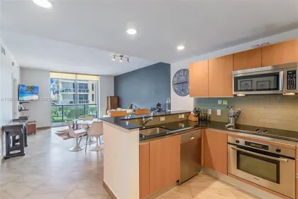 1060 Brickell Ave # 1415, Miami FL 33131 Miami, FL real estate