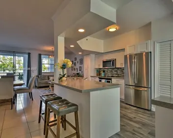 3135 NE 184th St # 2103, Aventura FL 33160 Aventura, FL real estate