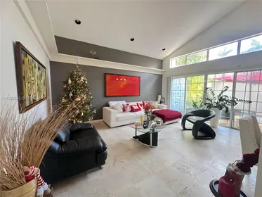 1115 River Birch St, Hollywood FL 33019 Hollywood, FL real estate