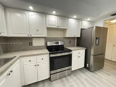 3800 N Hills Dr # 308, Hollywood FL 33021 Hollywood, FL real estate