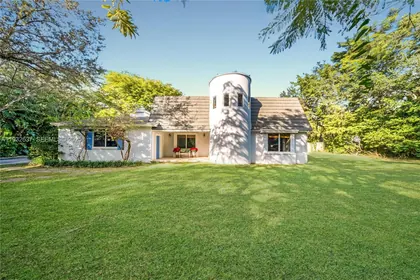 10900 SW 90th Ave, Miami FL 33176 Miami, FL real estate