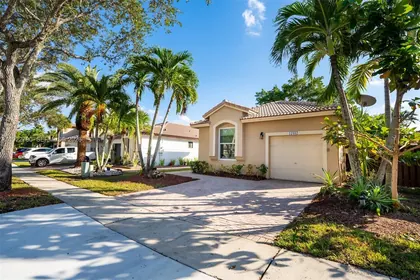 17082 NW 11th St, Pembroke Pines FL 33028 Pembroke Pines, FL real estate