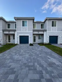 635 SE 13th St Cir, Homestead FL 33034 Homestead, FL real estate