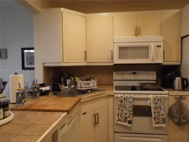 410 SE 2nd St # 115, Hallandale Beach FL 33009 Hallandale Beach, FL real estate