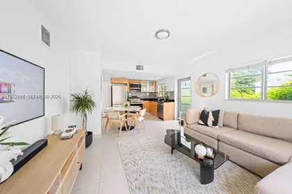 1050 7th St # 3, Miami Beach FL 33139 Miami Beach, FL real estate