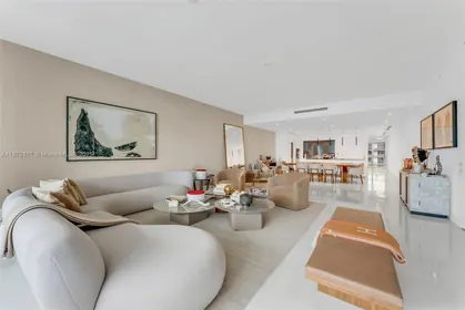 300 Biscayne Boulevard Way # 4104C, Miami FL 33131 Miami, FL real estate