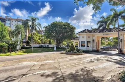 1300 Saint Charles Pl # L22, Pembroke Pines FL 33026 Pembroke Pines, FL real estate