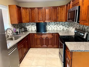 6407 SW 5th St, Pembroke Pines FL 33023 Pembroke Pines, FL real estate